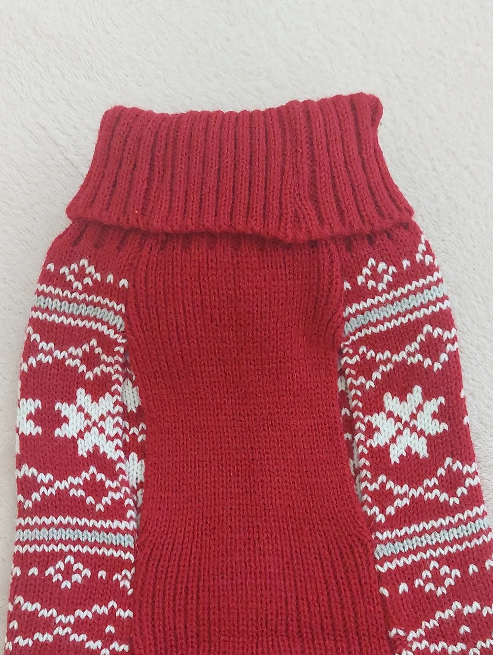 FOREVER FRIENDS Snowflake Pattern Dog Knit Sweater with Pom-Poms NWOT